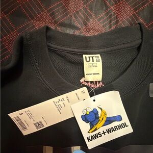 NWT KAWS x Warhol crewneck sweater size S
By Uniqlo
Cotton blend